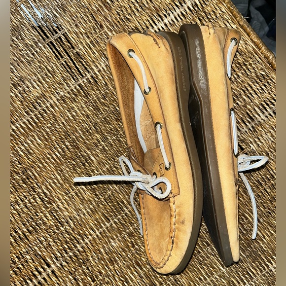 Woman’s Sperry Topsiders 🌵8.5 - Picture 8 of 9